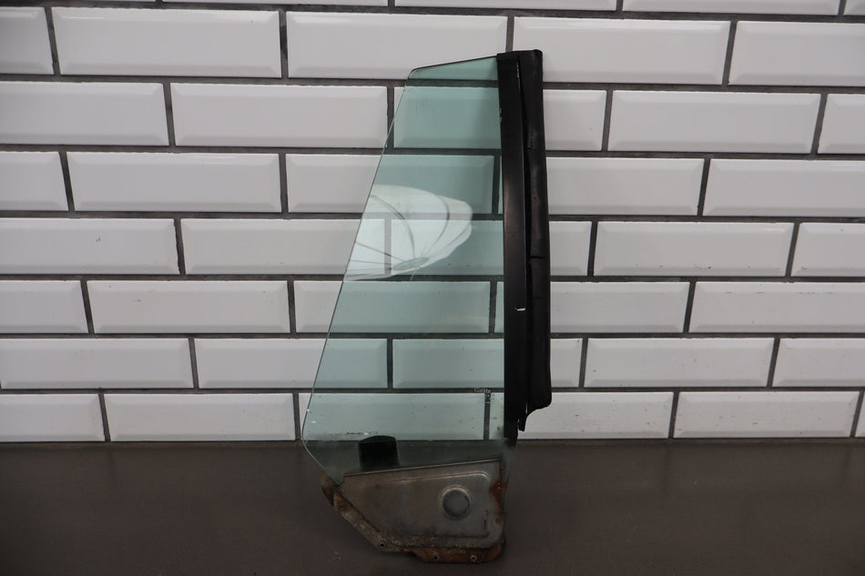 83-93 Ford Mustang (Fox) Conv RH Quarter Glass Tested