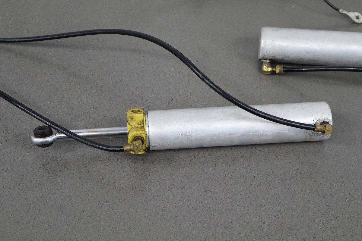 83-93 Ford Mustang (Fox) Conv Top Pump Lines Cylinders