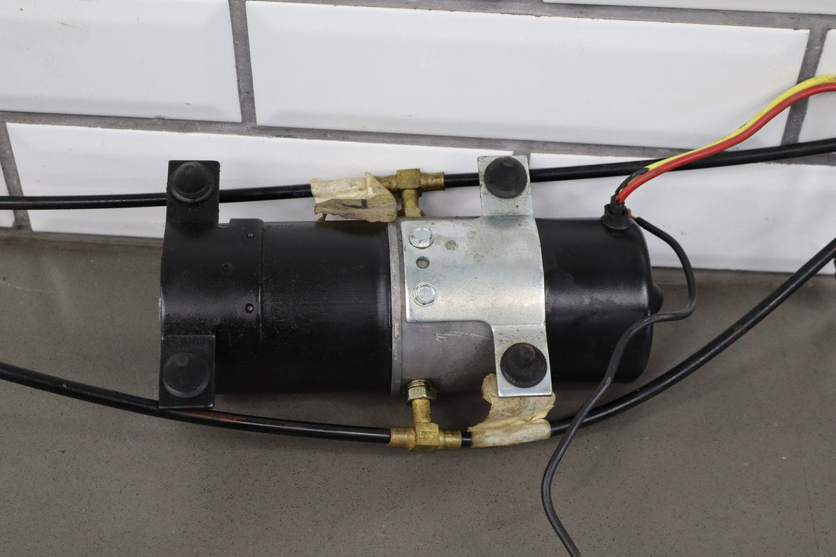 83-93 Ford Mustang (Fox) Conv Top Pump Lines Cylinders