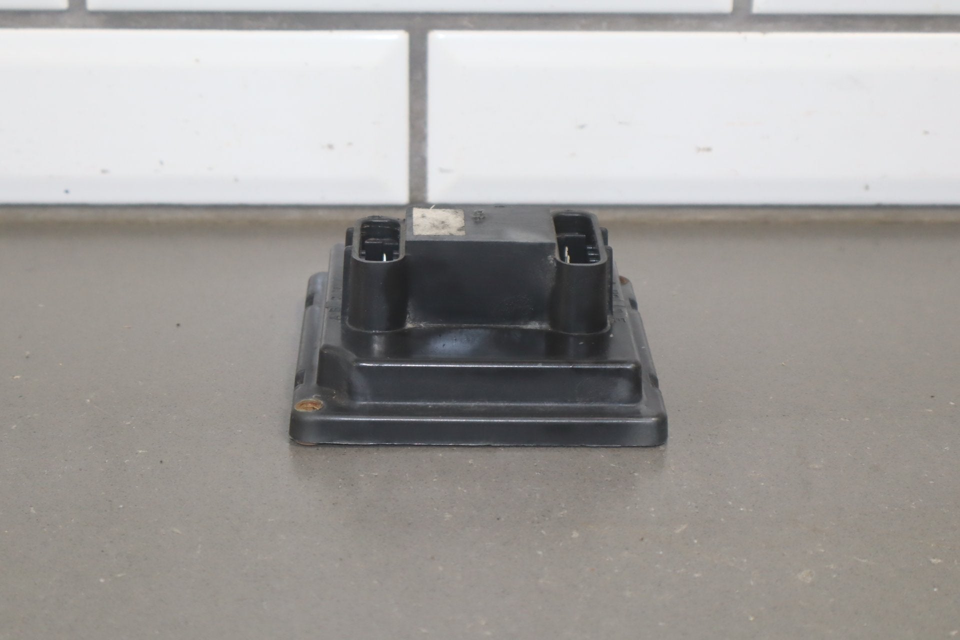 84-04 Chevrolet Corvette C4/ C5, 98-02 Firebird Headlight Control Module 16523917