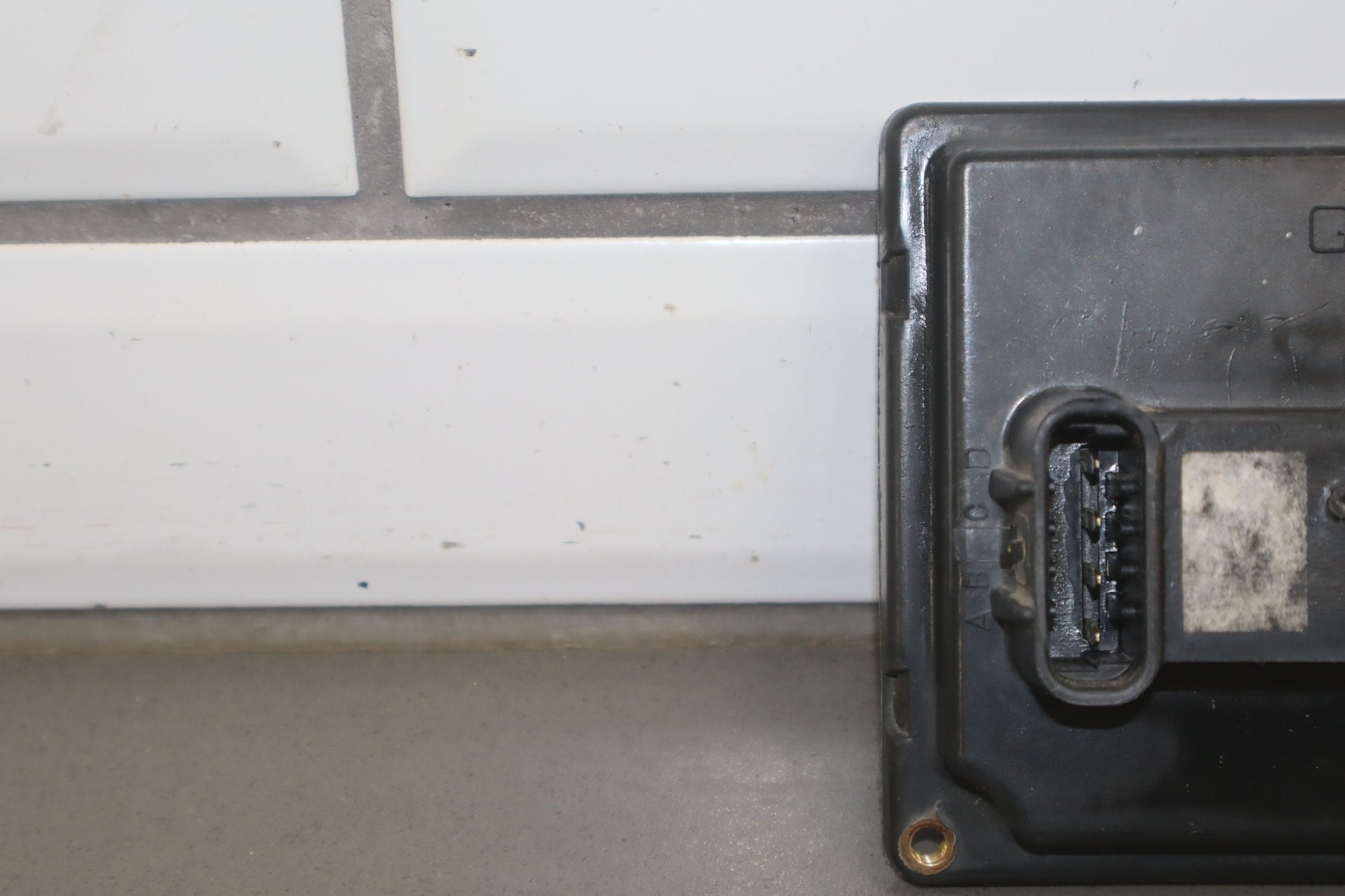 84-04 Chevrolet Corvette C4/ C5, 98-02 Firebird Headlight Control Module 16523917
