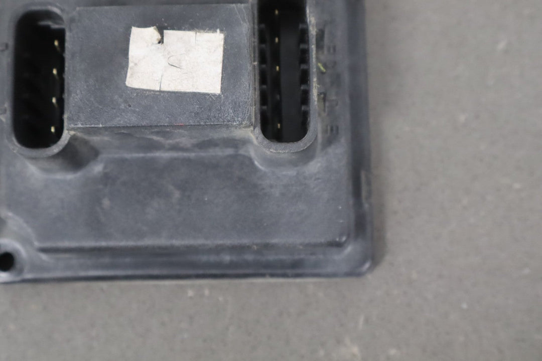 84 - 04 Chevrolet Corvette C4/ C5, 98 - 02 Firebird Headlight Control Module
