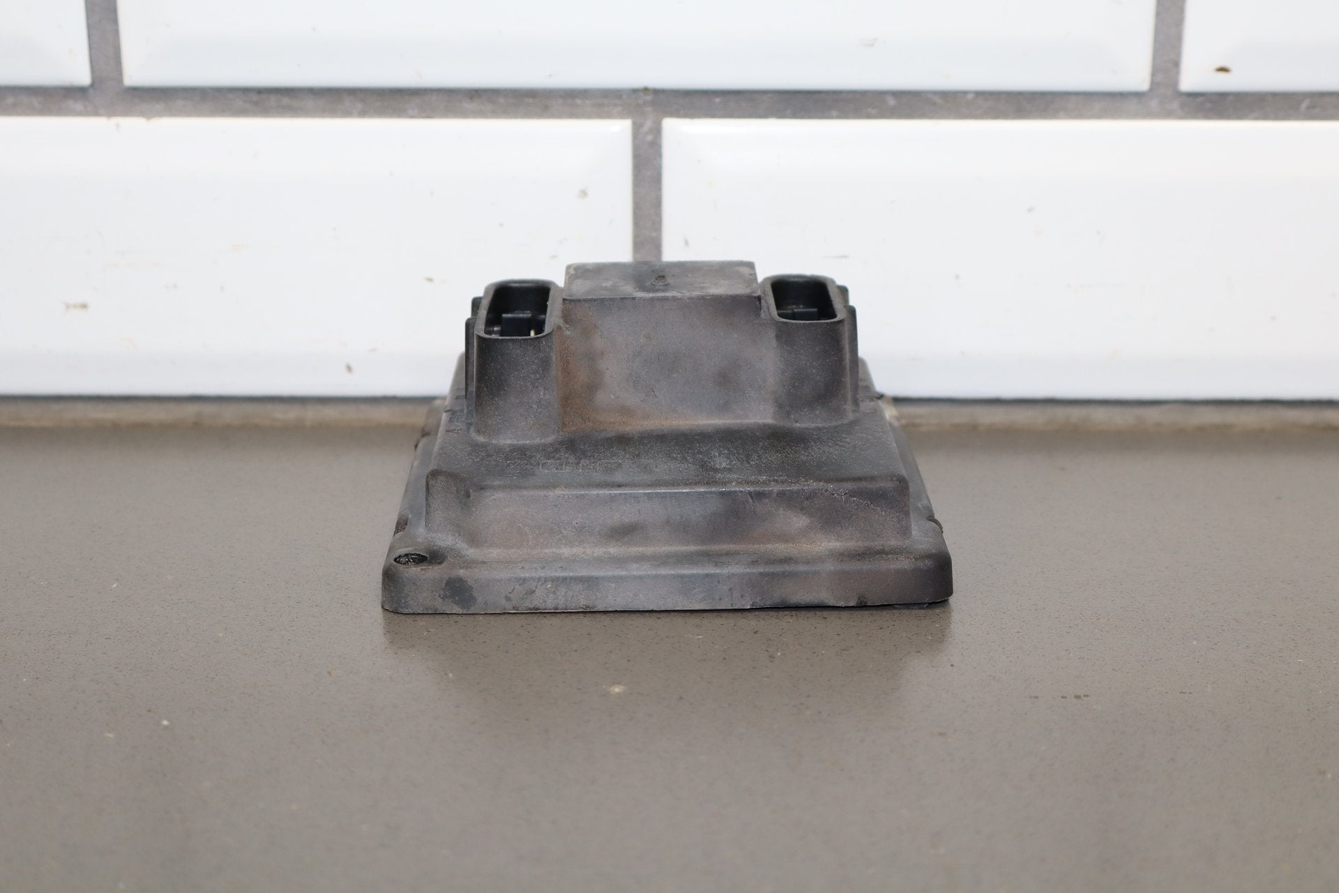 84-04 Chevrolet Corvette C4/ C5 98-02 Firebird Headlight Control Module {Part Number}