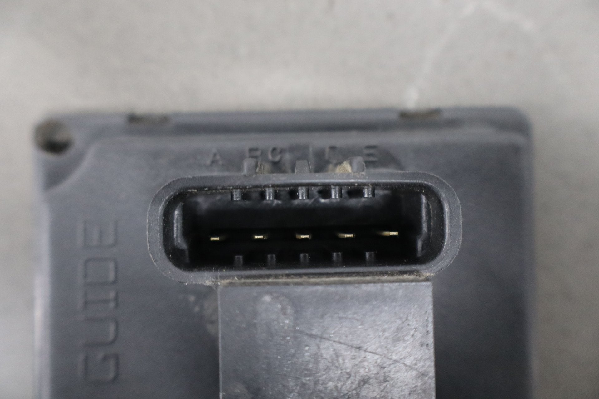 84-04 Chevrolet Corvette C4/ C5 98-02 Firebird Headlight Control Module {Part Number}