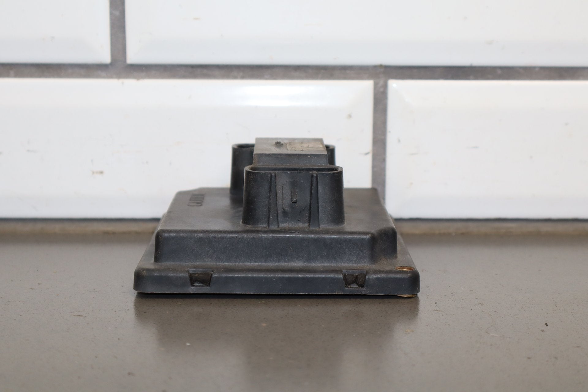 84-04 Chevrolet Corvette C4/ C5 98-02 Firebird Headlight Control Module {Part Number}