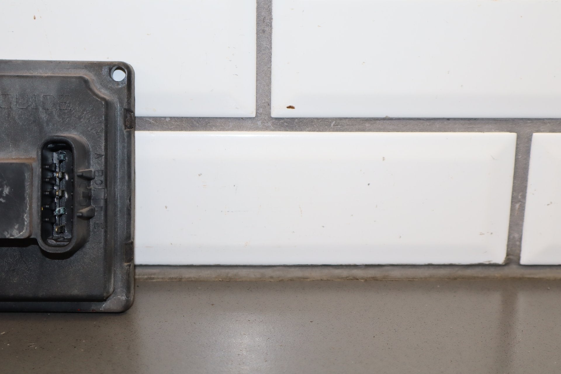 84-04 Chevrolet Corvette C4/ C5 98-02 Firebird Headlight Control Module {Part Number}
