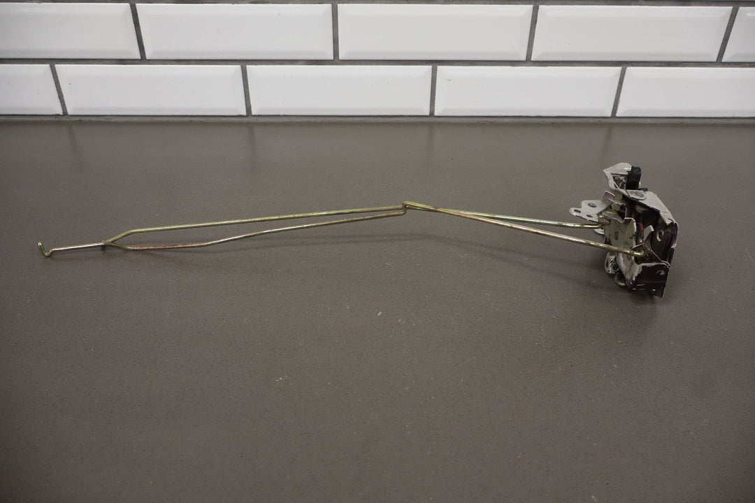 84 - 96 C4 Corvette Left Driver Door Latch W/Rods Tested