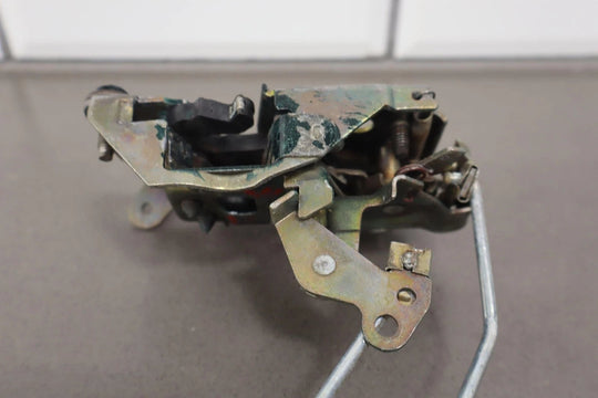 84 - 96 C4 Corvette Left Driver Door Latch W/Rods Tested