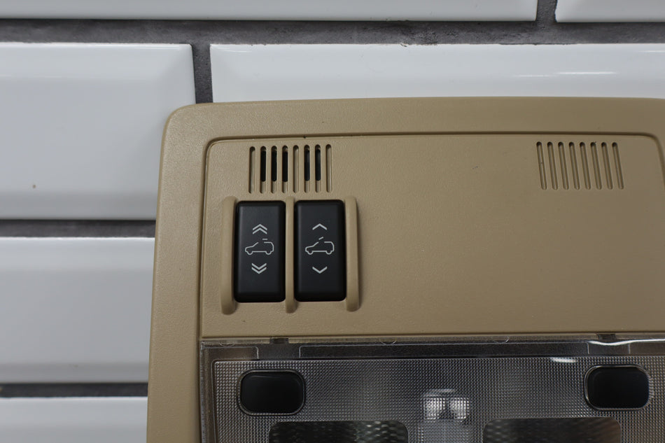 2013 Chevrolet Tahoe- Front Console