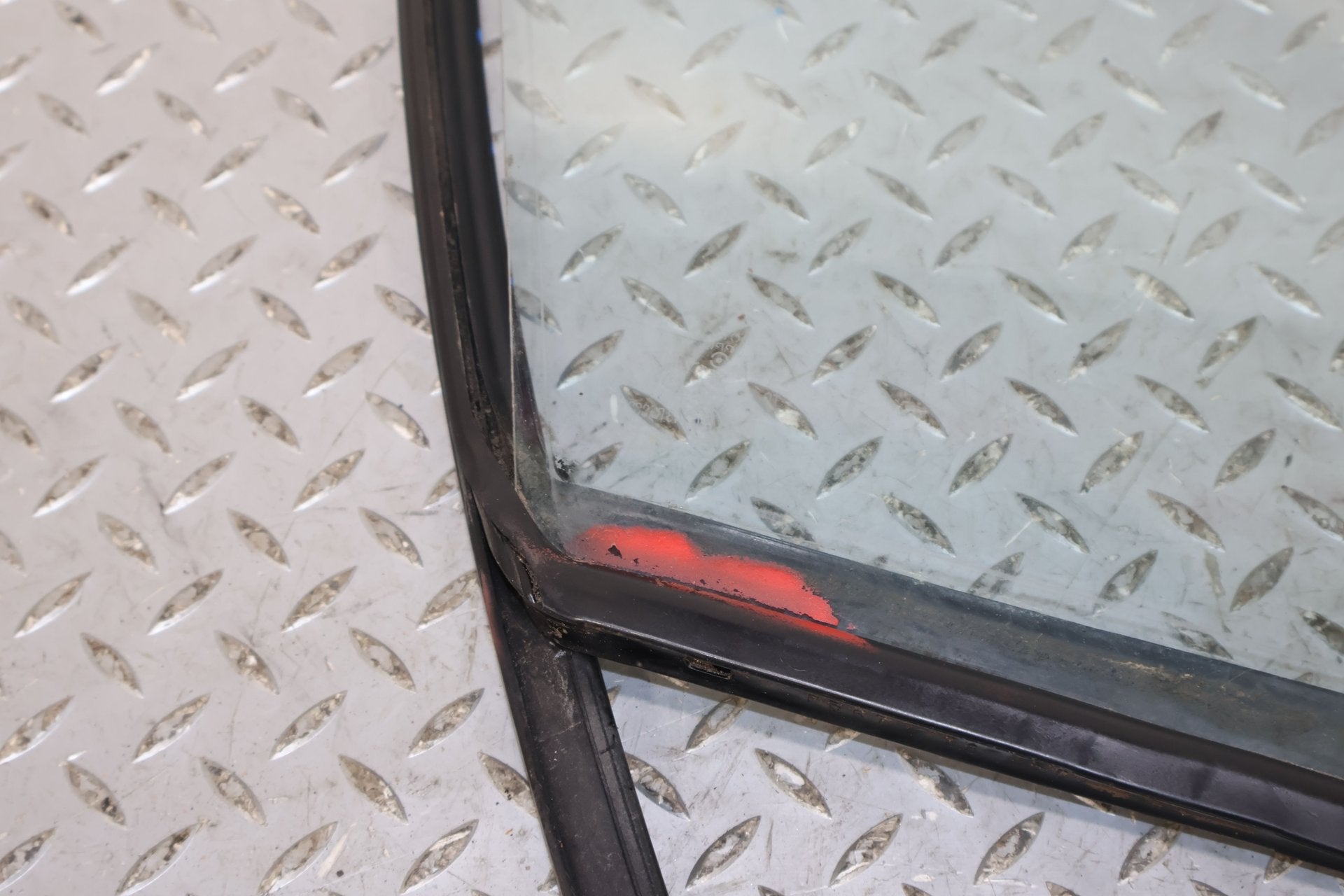 86-91 Mazda RX7 FC Front Right RH Passenger Vent Window Glass