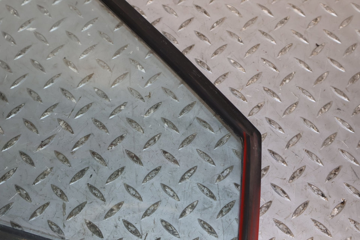 86-91 Mazda RX7 FC Front Right RH Passenger Vent Window Glass