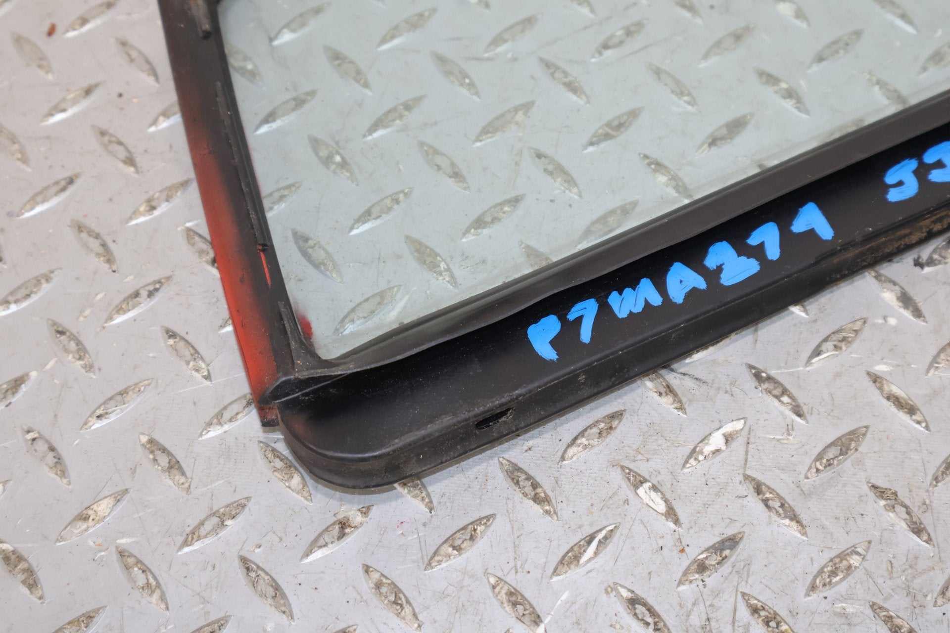 86-91 Mazda RX7 FC Front Right RH Passenger Vent Window Glass