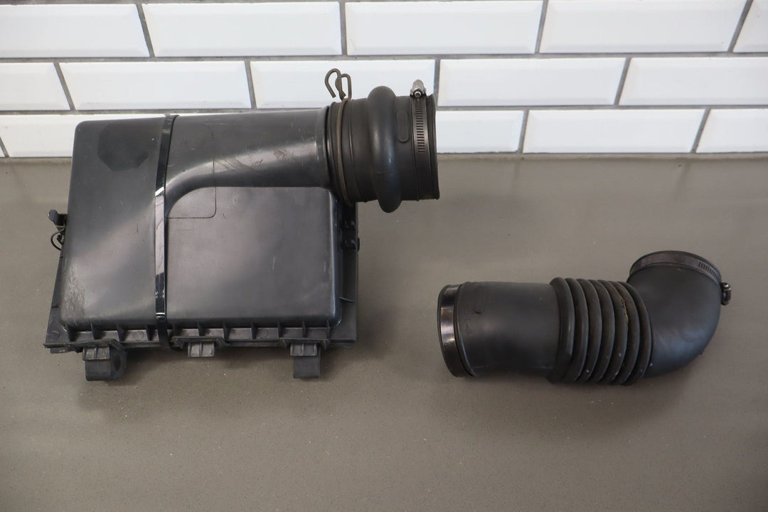 86 - 93 Ford Mustang 5.0L V8 Air Intake Cleaner Tube Box *No MAF*