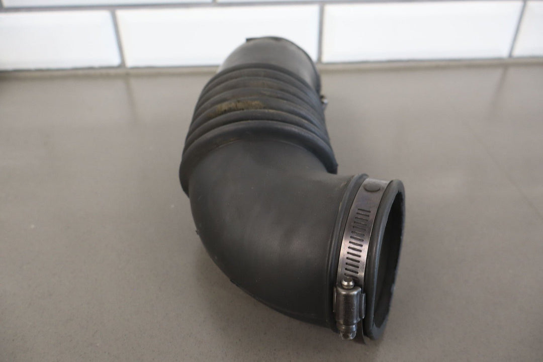 86 - 93 Ford Mustang 5.0L V8 Air Intake Cleaner Tube Box *No MAF*