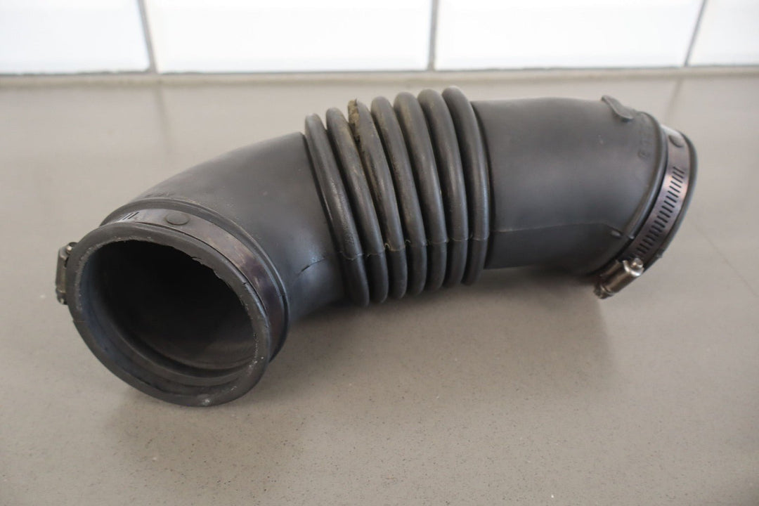 86 - 93 Ford Mustang 5.0L V8 Air Intake Cleaner Tube Box *No MAF*