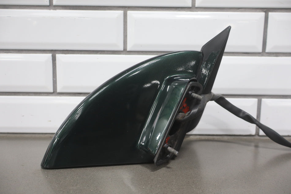 1988-1996 Chevrolet Corvette Right Door Mirror Polo Green 91 10273680