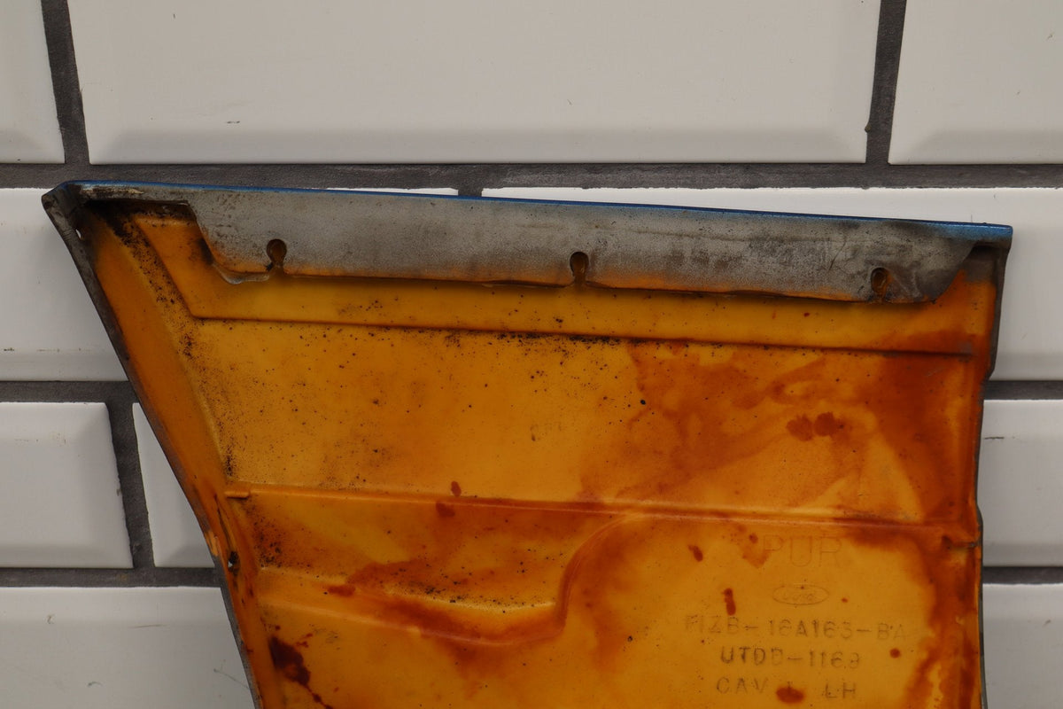 87-90 Ford Mustang GT (Fox) LH Front Fender Molding