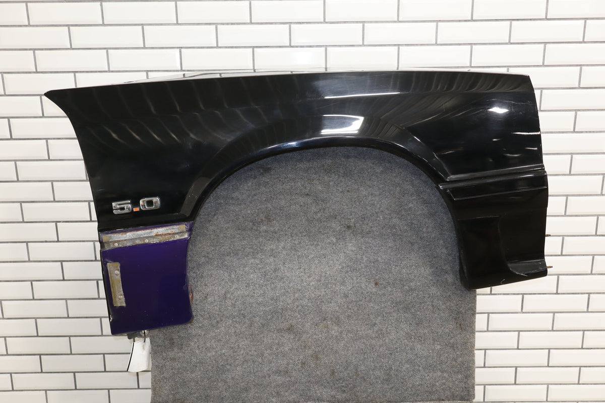 87-90 Ford Mustang GT (Fox) RH Fender W Moldings (Dent)