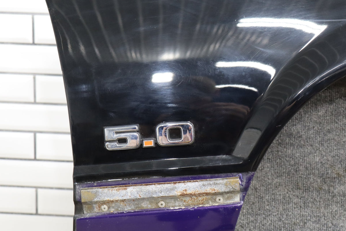 87-90 Ford Mustang GT (Fox) RH Fender W Moldings (Dent)