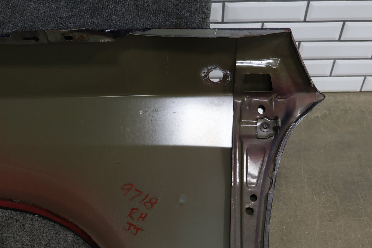 87-90 Ford Mustang GT (Fox) RH Fender W Moldings (Dent)