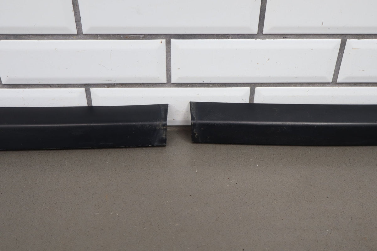 87-93 Ford Mustang (Fox) Conv Windshield Reveal Trim 4pc