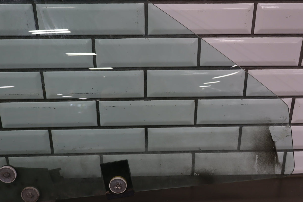 87-93 Ford Mustang (Fox) Convertible RH Door Glass