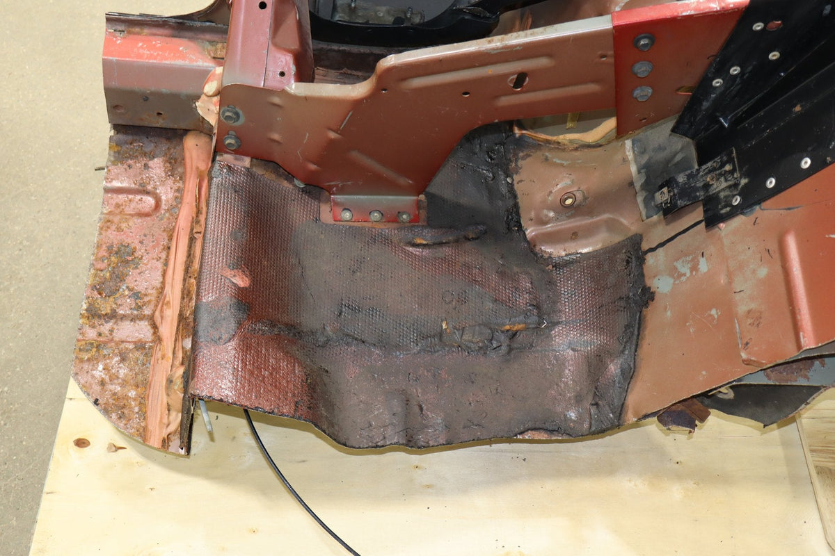 87-93 Ford Mustang (Fox) Convertible RH Quarter Cut
