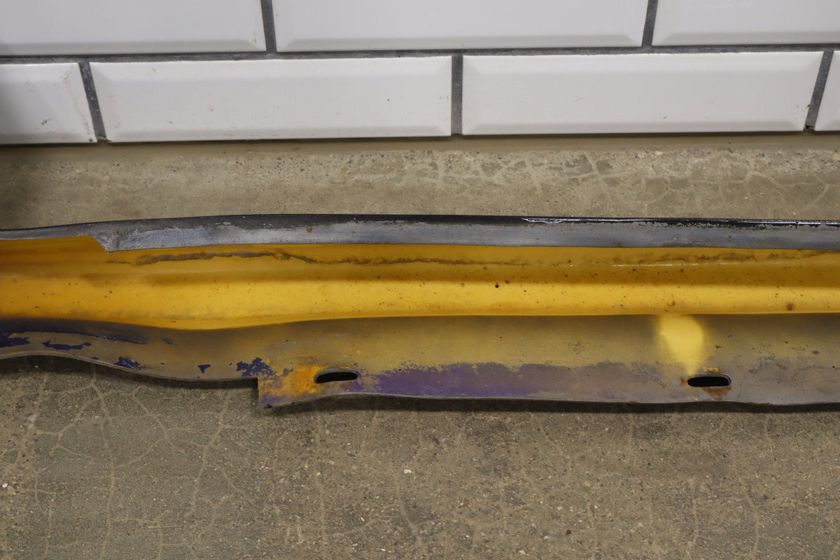 87-93 Ford Mustang GT (Fox) RH Rocker Molding (Scrape)
