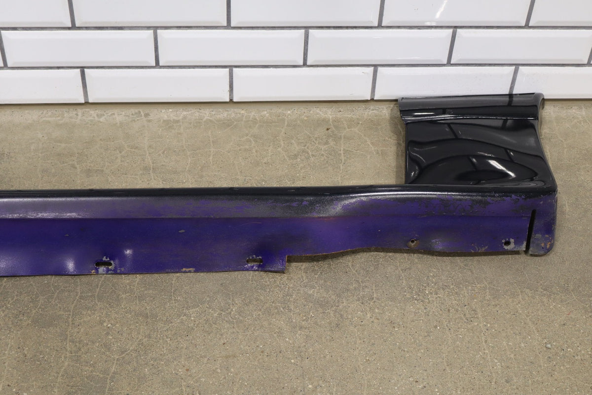 87-93 Ford Mustang GT (Fox) RH Rocker Molding (Scrape)