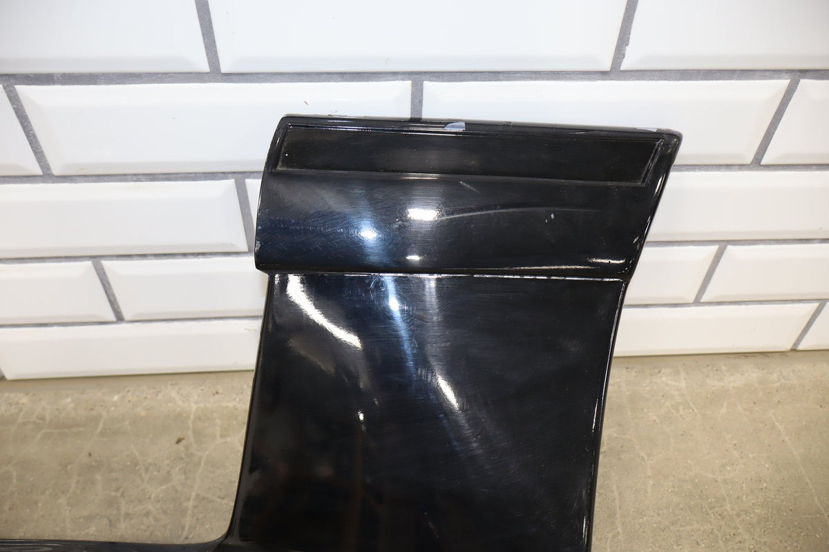 87-93 Ford Mustang GT (Fox) RH Rocker Molding (Scrape)