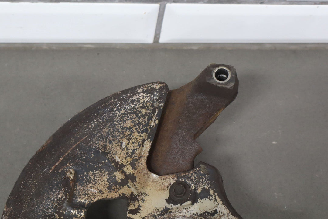 87 - 93 Ford Mustang V8 Pair of Front Spindles W/Dust Shields