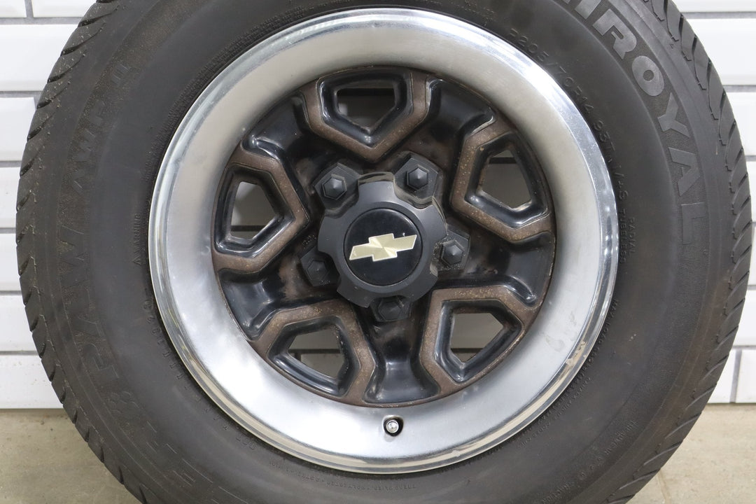 87 - 94 Chevrolet S - 10 14" Rally Wheel / Tire Set Uniroyal Tires OEM