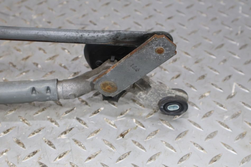 2010 Lexus GX460- Wiper Linkage
