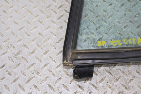 88-89 Cadillac Brougham Rear Right Vent Glass Window (W/Vinyl Roof) Glass Only