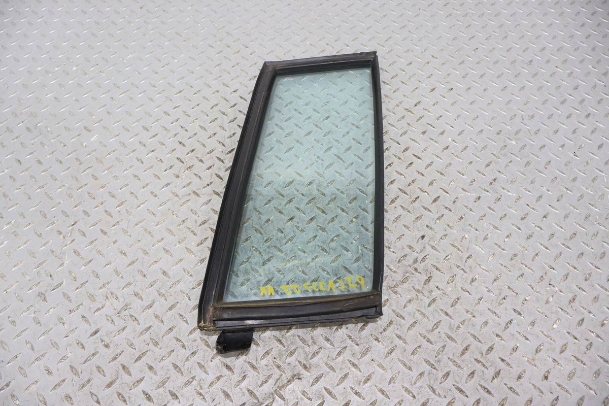 88-89 Cadillac Brougham Rear Right Vent Glass Window (W/Vinyl Roof) Glass Only