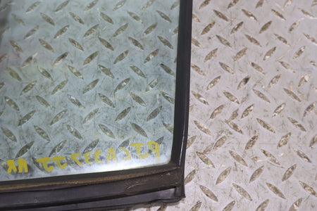 88-89 Cadillac Brougham Rear Right Vent Glass Window (W/Vinyl Roof) Glass Only