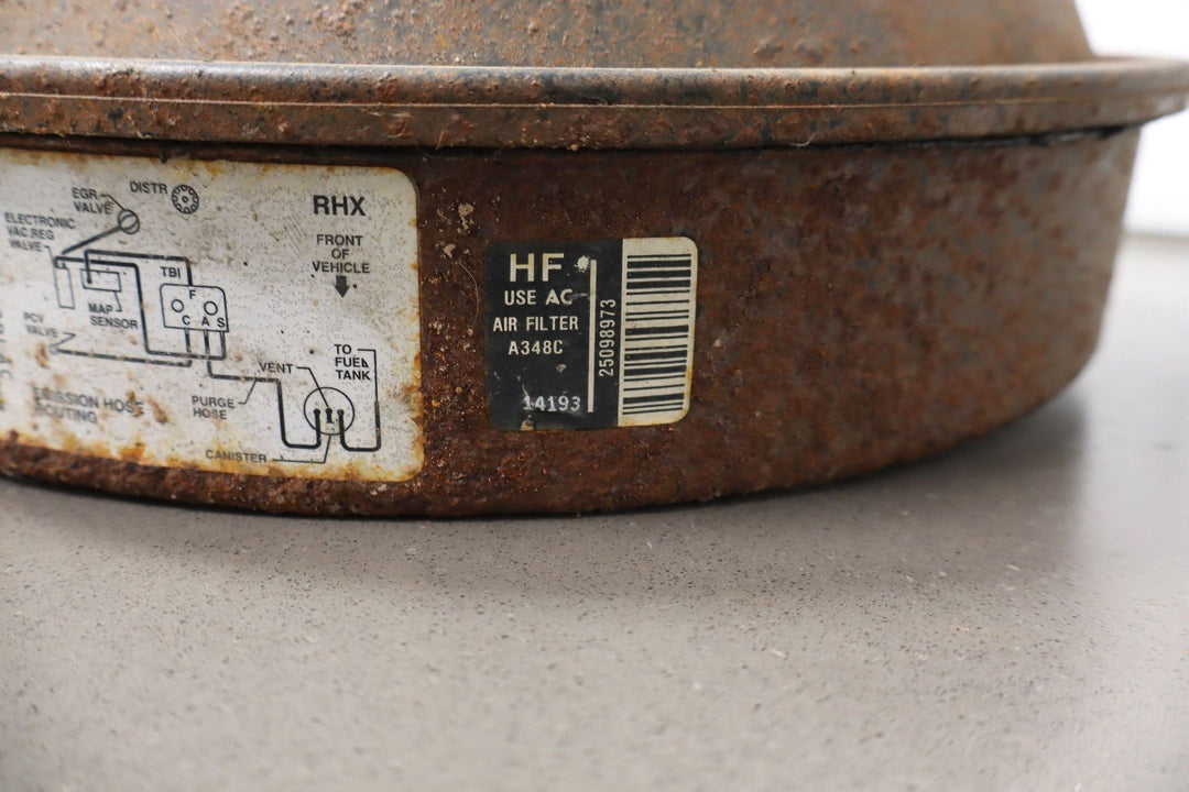 88 - 94 Chevy C/K GMT400 5.7L 350 V8 Air Cleaner Assembly