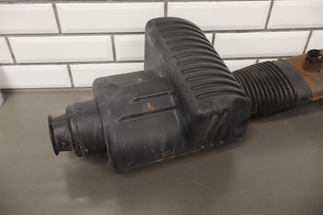 88 - 94 Chevy C/K GMT400 5.7L 350 V8 Air Cleaner Assembly