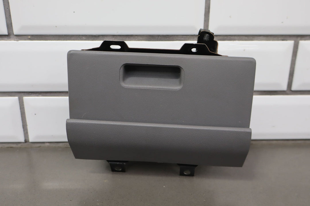 88 - 94 Chevy C/K Truck Dash Mounted Ash Tray (Gray 13i) GMT400 OBS OEM