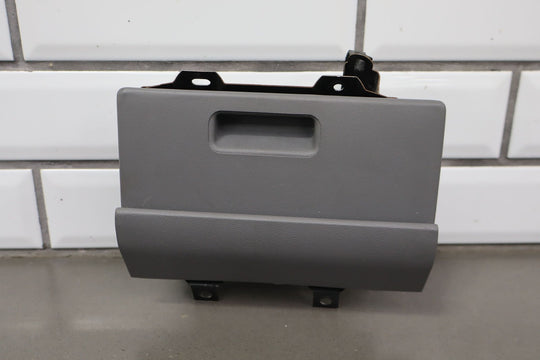 88 - 94 Chevy C/K Truck Dash Mounted Ash Tray (Gray 13i) GMT400 OBS OEM