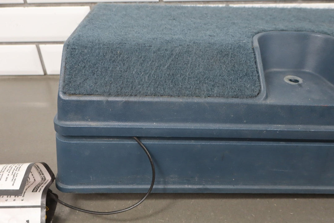 88 - 94 Chevy C/K Truck GMT400 Extended Cab Jack/Tools/Storage Blue OBS