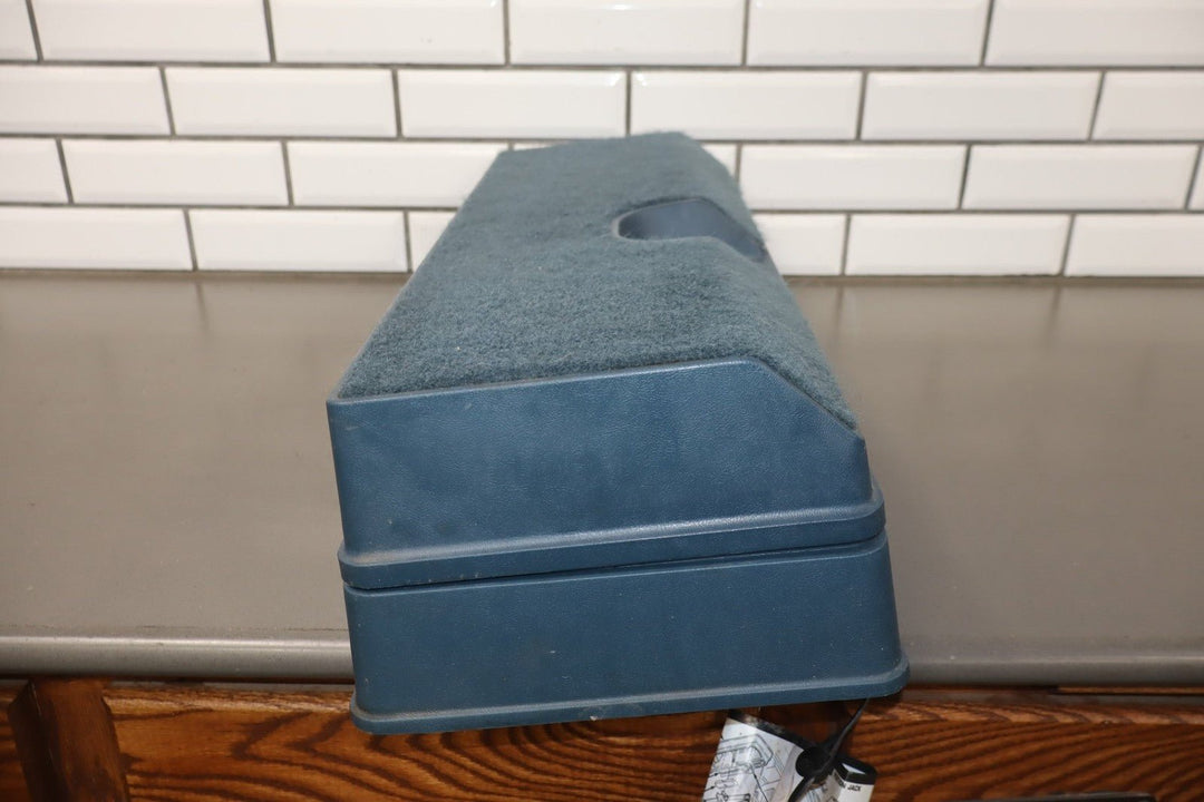 88 - 94 Chevy C/K Truck GMT400 Extended Cab Jack/Tools/Storage Blue OBS