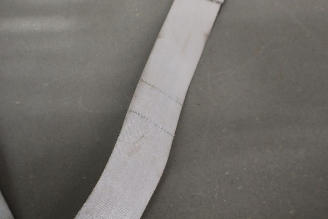 88 - 94 Chevy C/K Truck GMT400 Extended Cab Left Rear Seat Belt Gray 13i