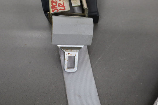 88 - 94 Chevy C/K Truck GMT400 Extended Cab Left Rear Seat Belt Gray 13i