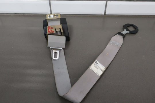 88 - 94 Chevy C/K Truck GMT400 Extended Cab Left Rear Seat Belt Gray 13i