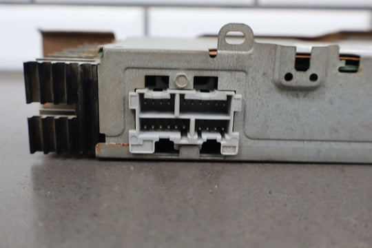 88 - 94 Chevy C/K Truck GMT400 Factory Radio Tape Player Equilizer Tested OEM