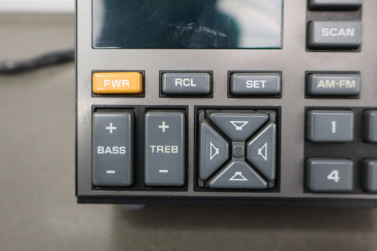 88 - 94 Chevy C/K Truck GMT400 Factory Radio Tape Player Equilizer Tested OEM