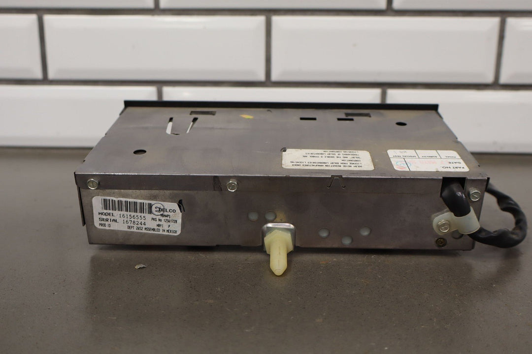 88 - 94 Chevy C/K Truck GMT400 Factory Radio Tape Player Equilizer Tested OEM