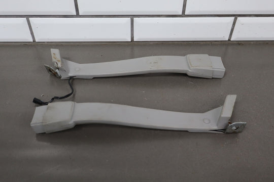 88 - 94 Chevy C/K Truck GMT400 Front Seat Belt Buckles Pair Left/Right OEM