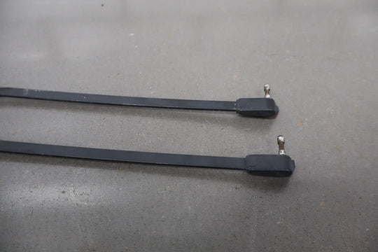 88 - 94 Chevy C/K Truck GMT400 OBS OEM Windshield Wiper Arms Pair Left/Right